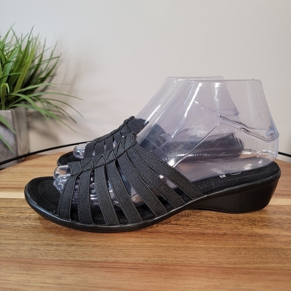 Impo Gracious Black Strappy stretch slip on sandals Size 7 - Picture 6 of 16